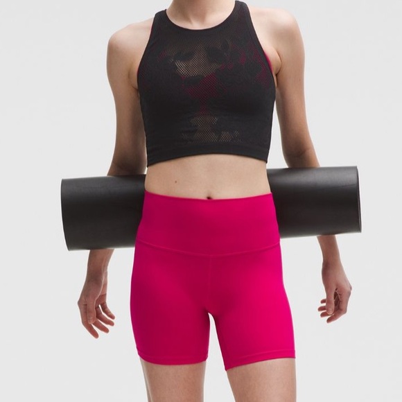 RevealKnit Floral Cropped Tank - Picture 6 of 6